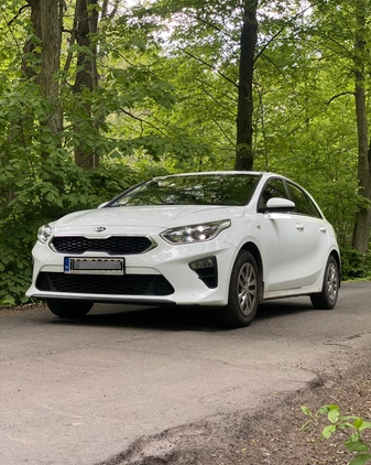 Kia Ceed cena 56900 przebieg: 61000, rok produkcji 2019 z Poznań małe 631